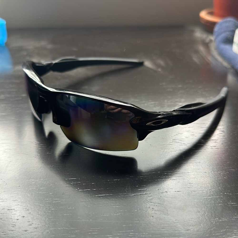 Like new Oakley flak 2.0 - Picture 7 of 10